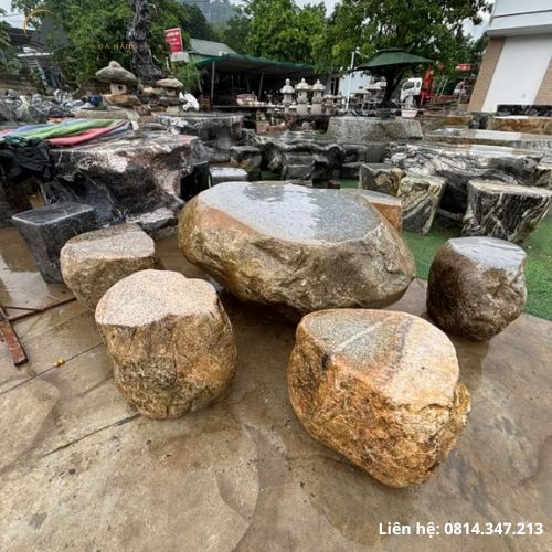 Bàn ghế đá tự nhiên nguyên khối