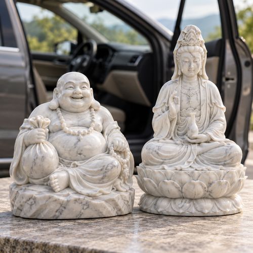 Tượng Phật để xe ô tô bằng đá chọn theo dáng và tuổi